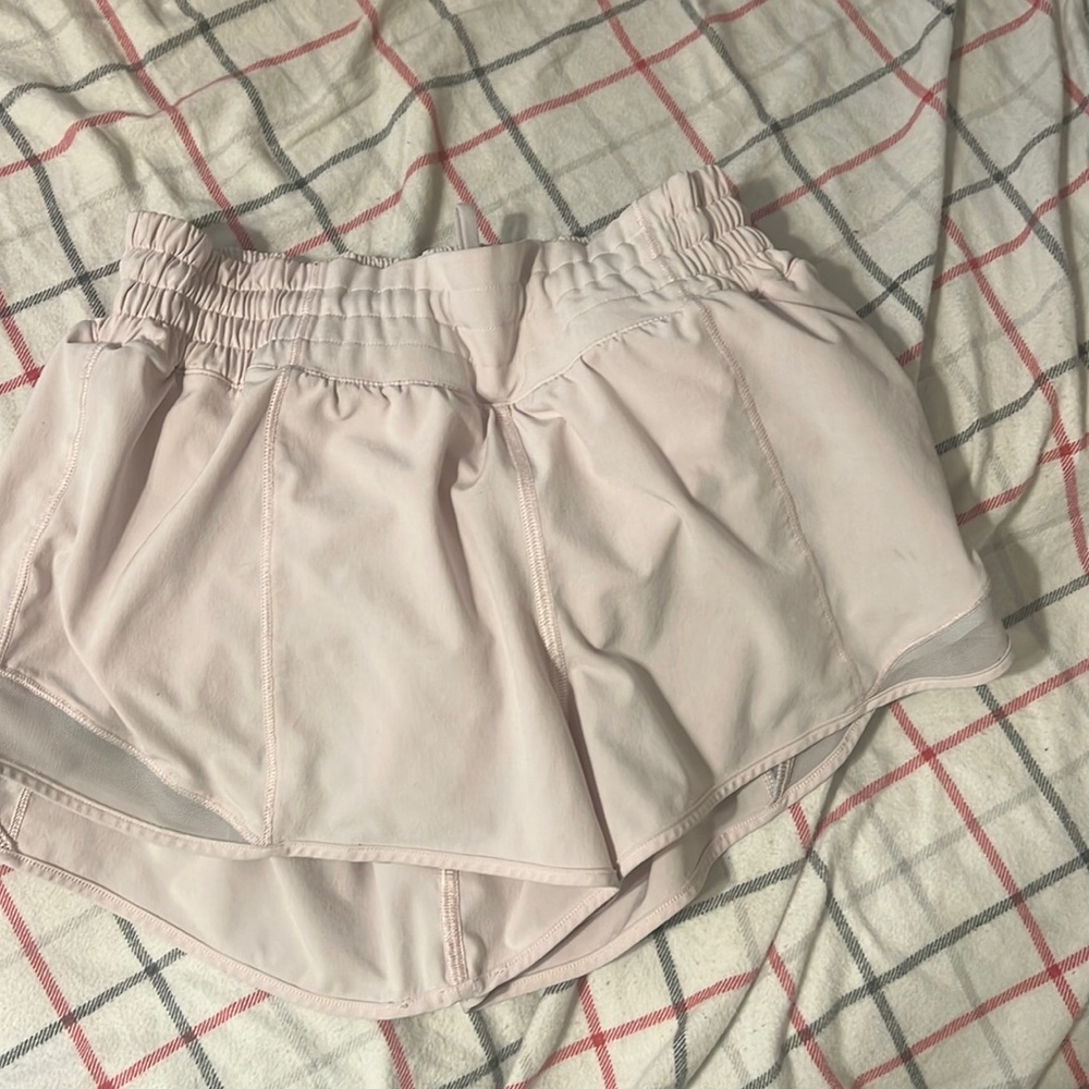 Size 6 Lululemon hottie hots